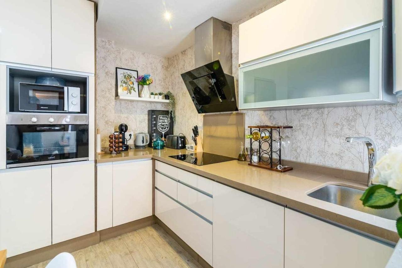 קורדובה Apartamento A 500M De La Juderia Con Parking מראה חיצוני תמונה